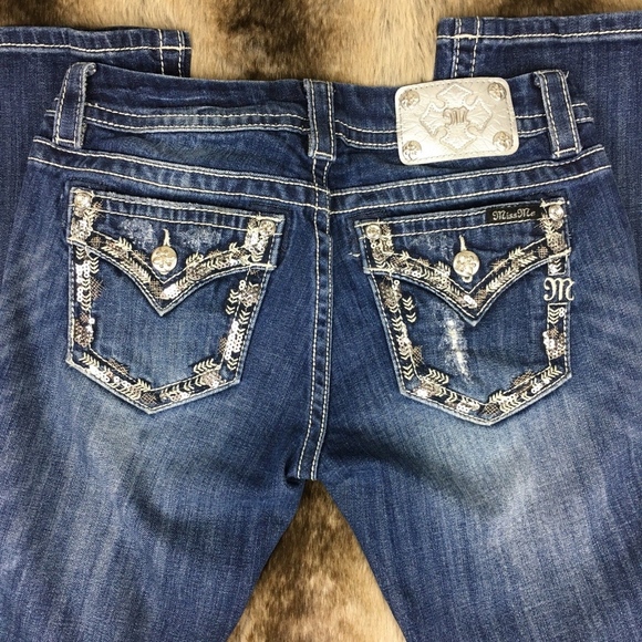 🛍 Miss Me Signature Bootcut Jeans, Size 28 - Picture 5 of 6
